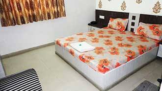 Hotel Om Palace Guest House, Ahmedabad 4